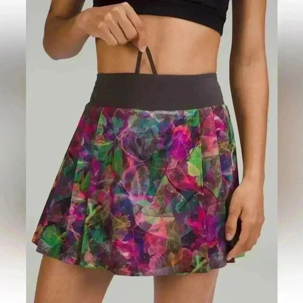 Lululemon Side-Pleat High-Rise Skirt 
Vivid Floral Tone Multi / Graphite Grey - Picture 3 of 10